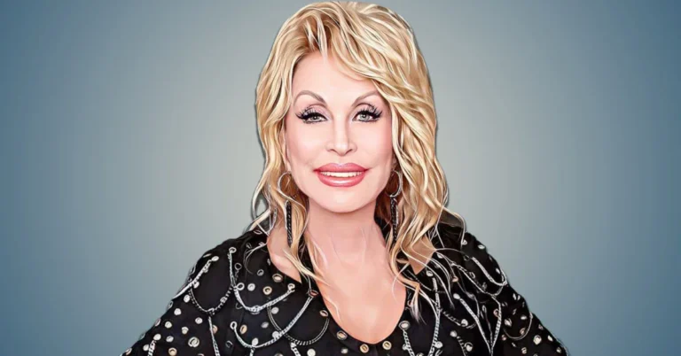 Dolly Parton with beautiful smile and golden hairs